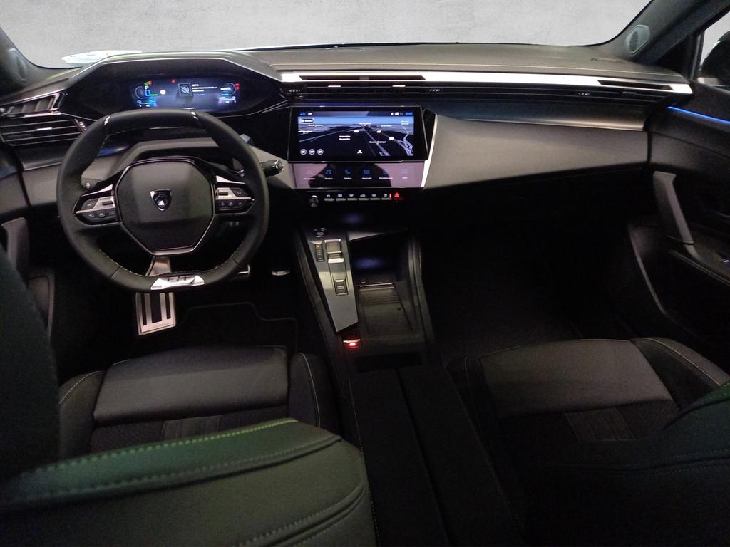 PEUGEOT 408 1.6 PHEV 180 GT