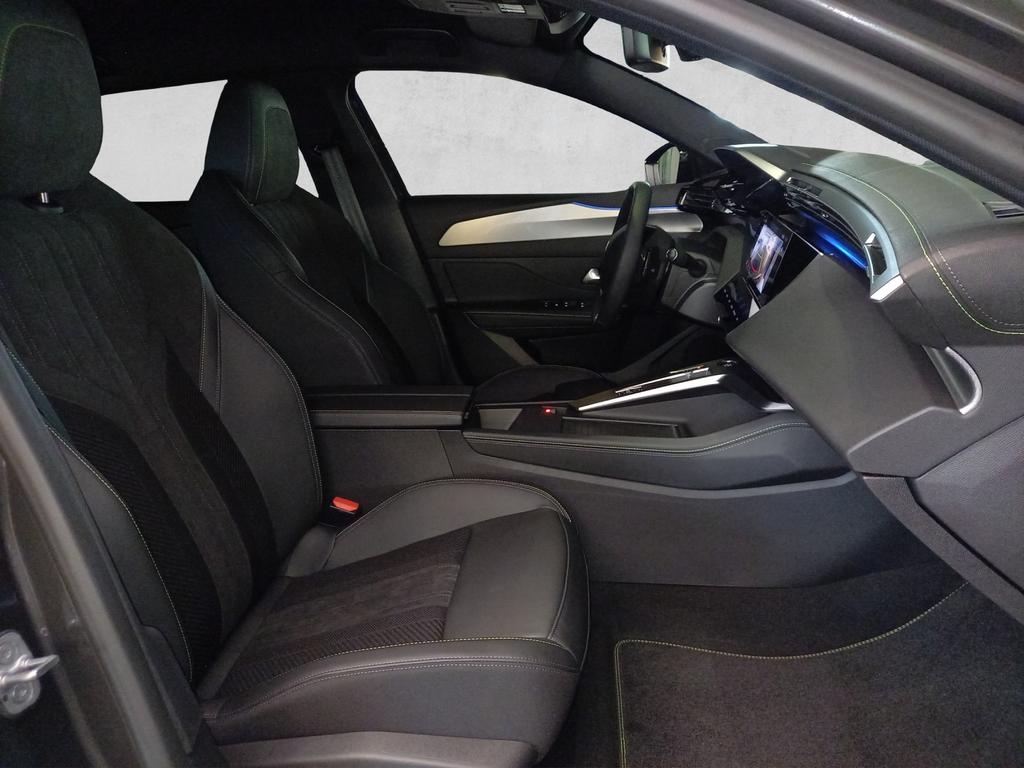 PEUGEOT 408 1.6 PHEV 180 GT