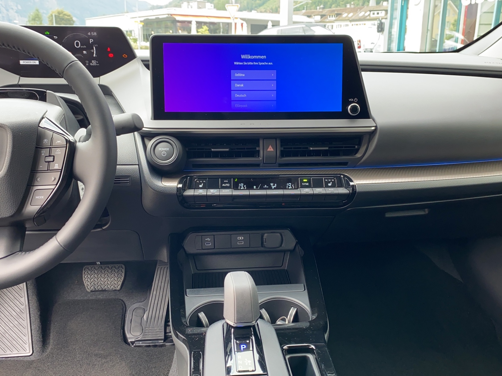 TOYOTATOYOTA Prius 2.0 Plug-In-Hybrid 