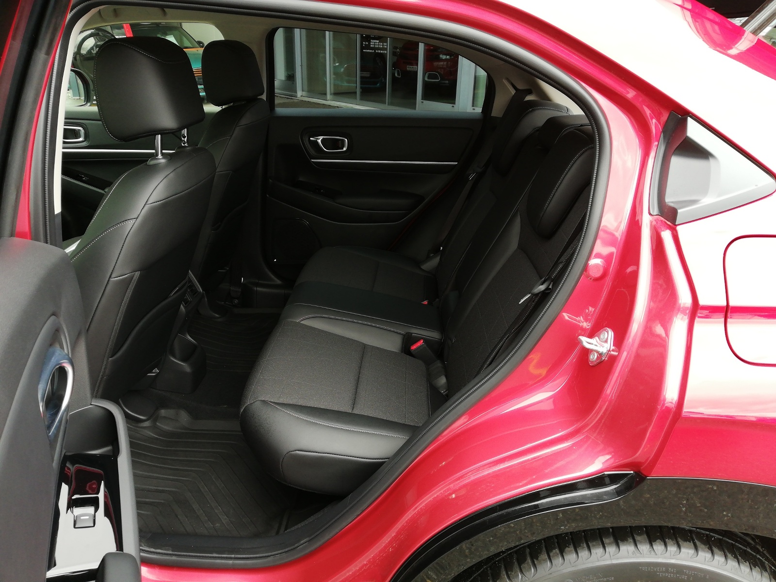 HONDA HR-V 1,5i-MMD Advance Hybrid
