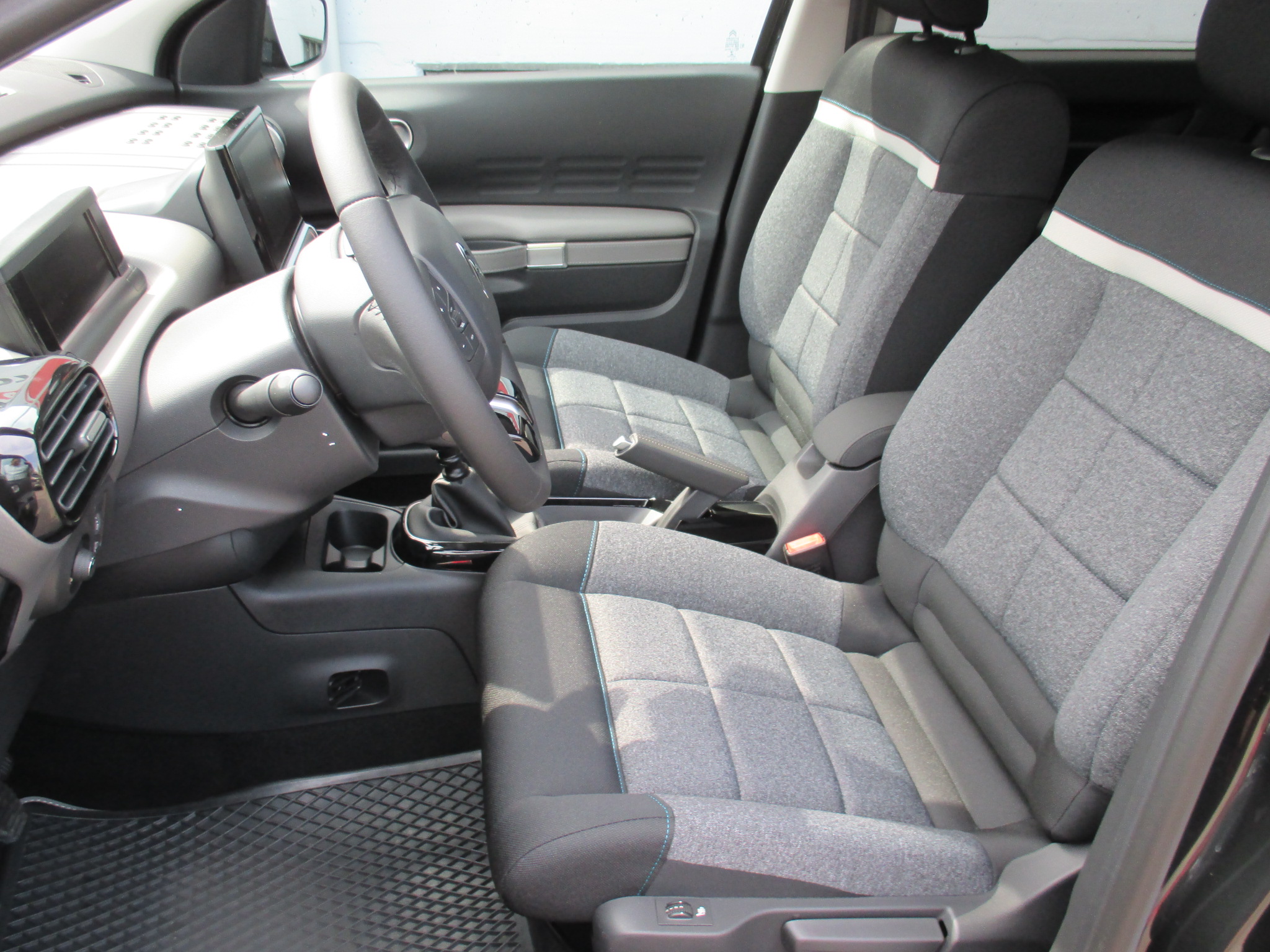CITROEN C4 CACTUS 1,2 Shine