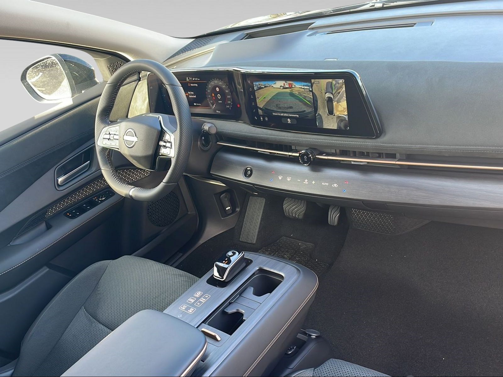 NISSAN Ariya Evolve e-4orce 87 kWh