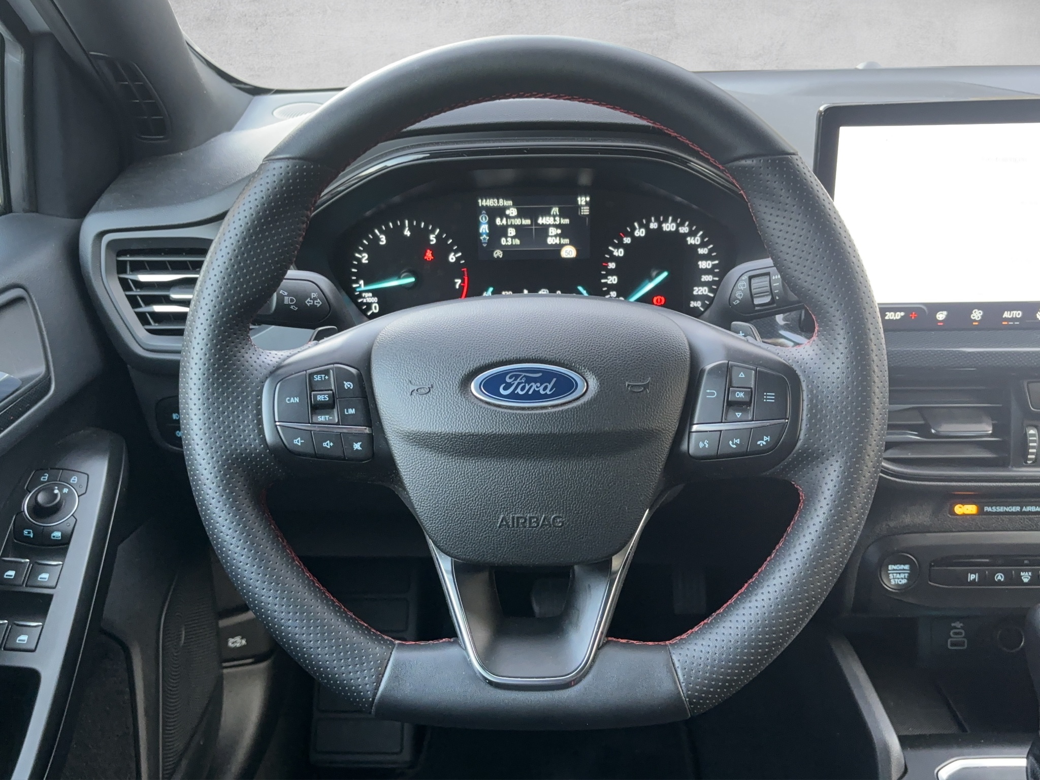 FORD FOCUS
