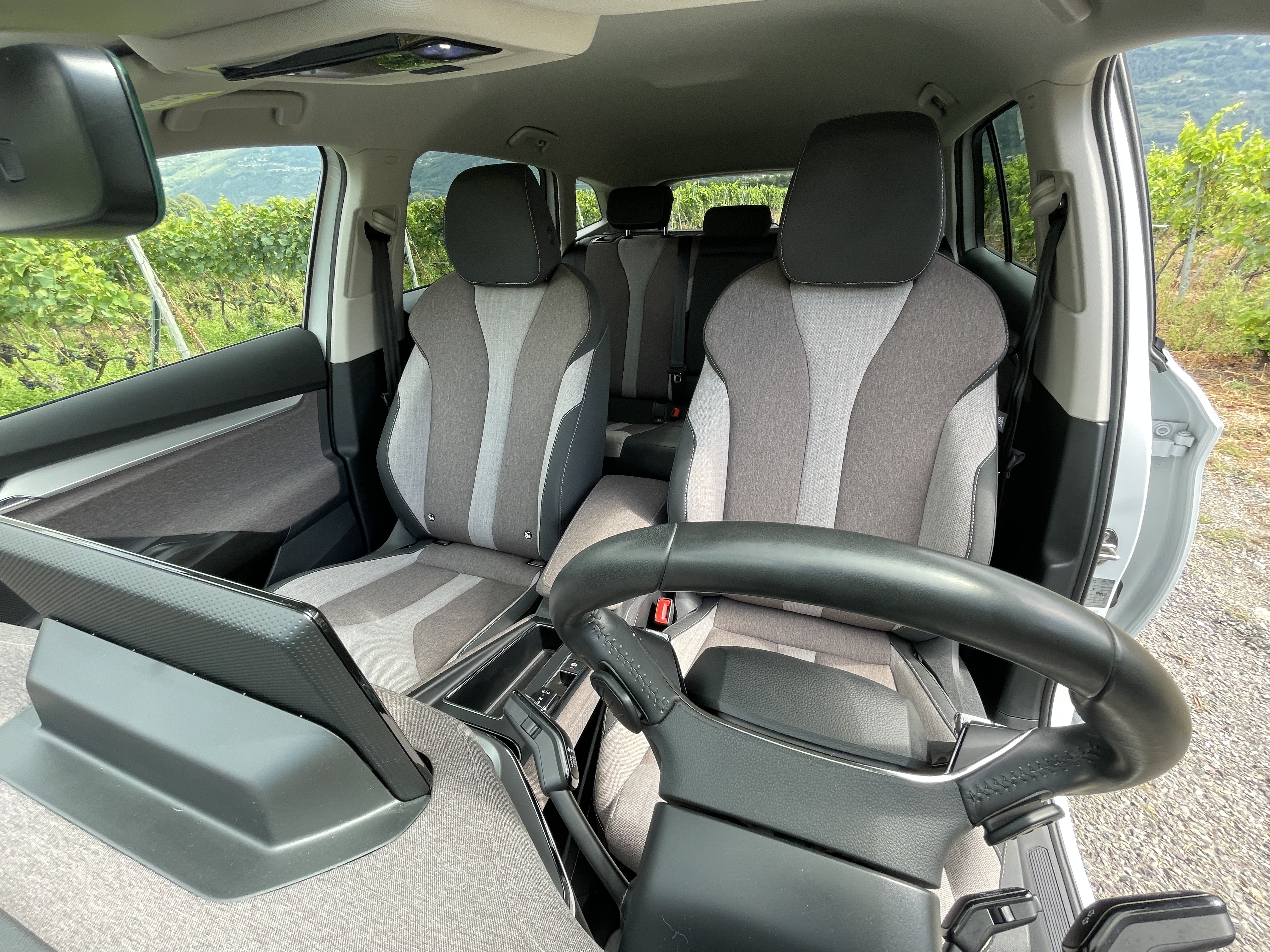 SKODA ENYAQ iV 60