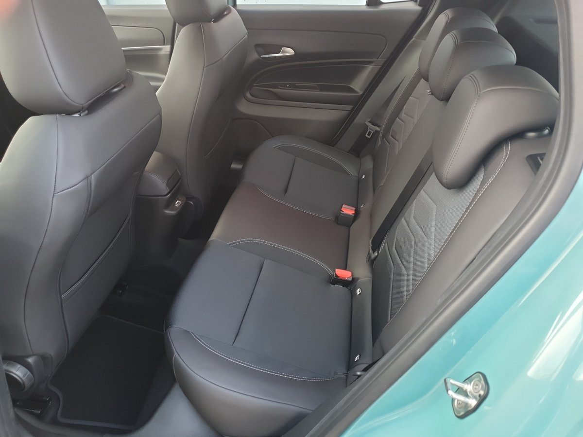 JEEP Avenger Altitude+ BEV - 100% Elektro