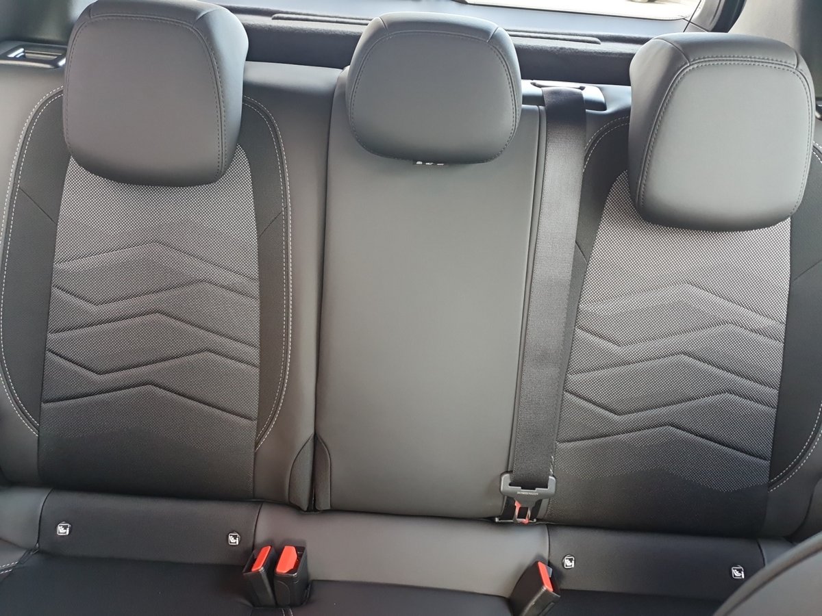 JEEP Avenger Altitude+ BEV - 100% Elektro