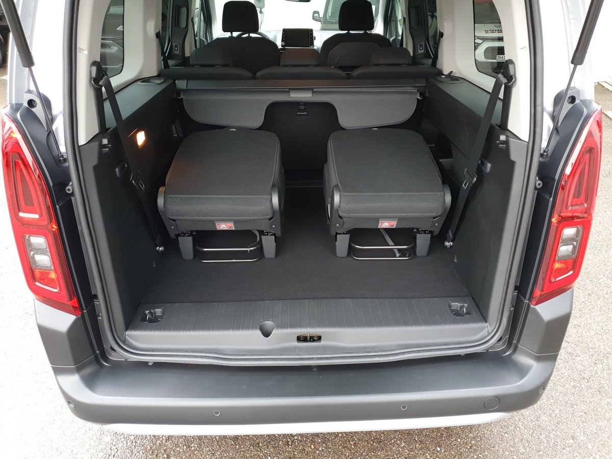 CITROEN Berlingo XL 1.5 BlueHDi 130 Shine XTR 7 Pl.