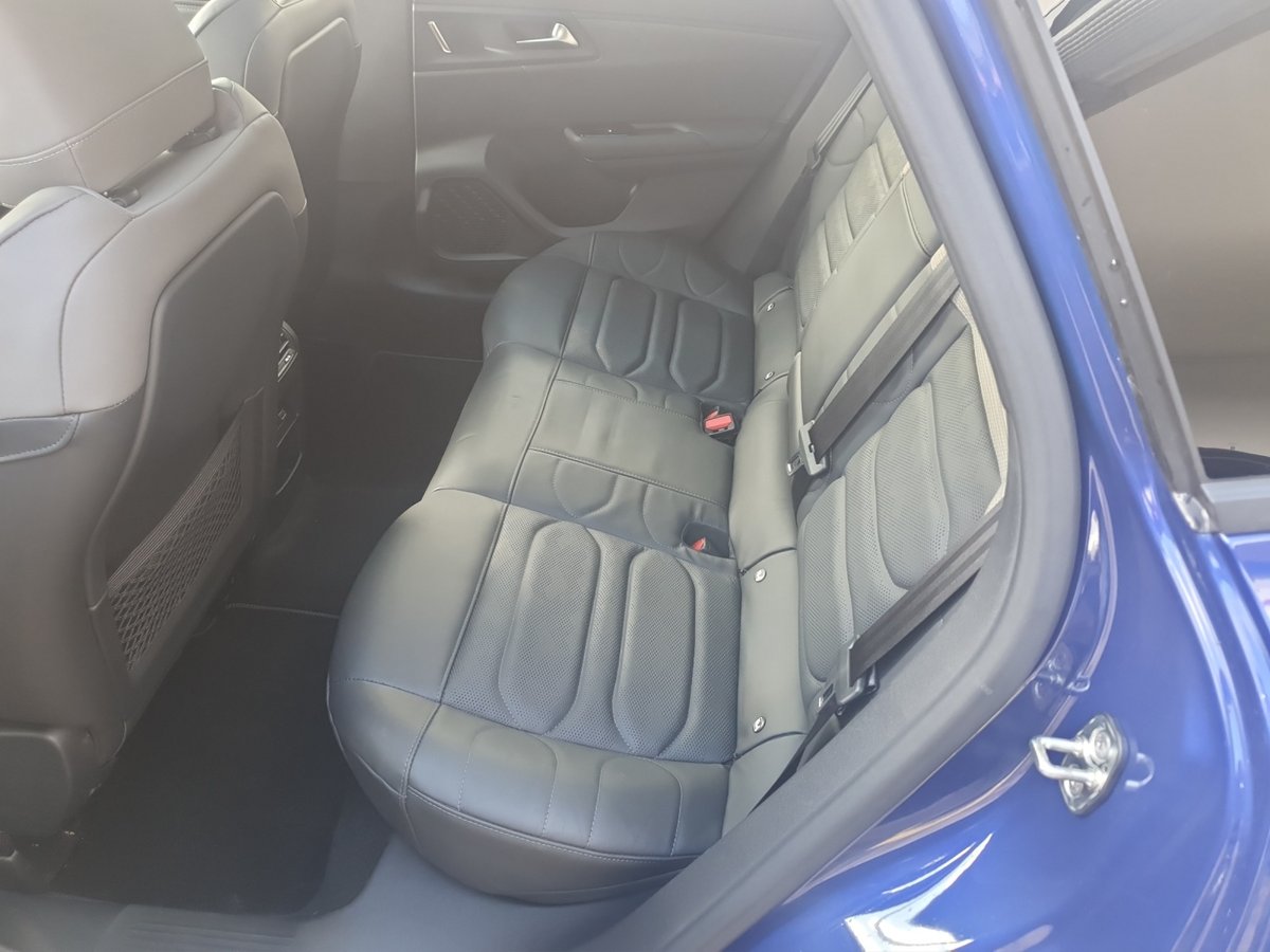 CITROEN C5 X 1.6 Plug-in Hybrid Shine Pack