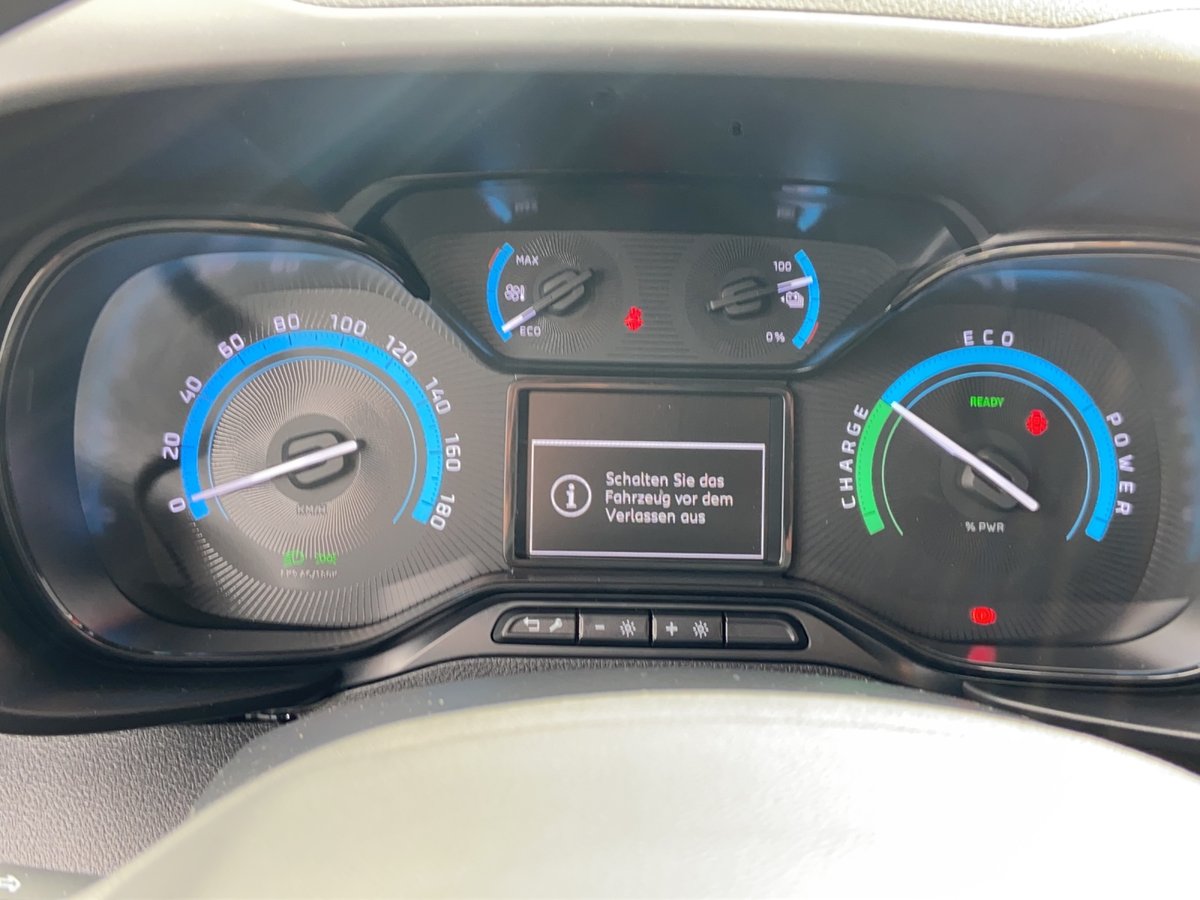 CITROEN e-Berlingo XL vertieft 50kWh Swiss Edition