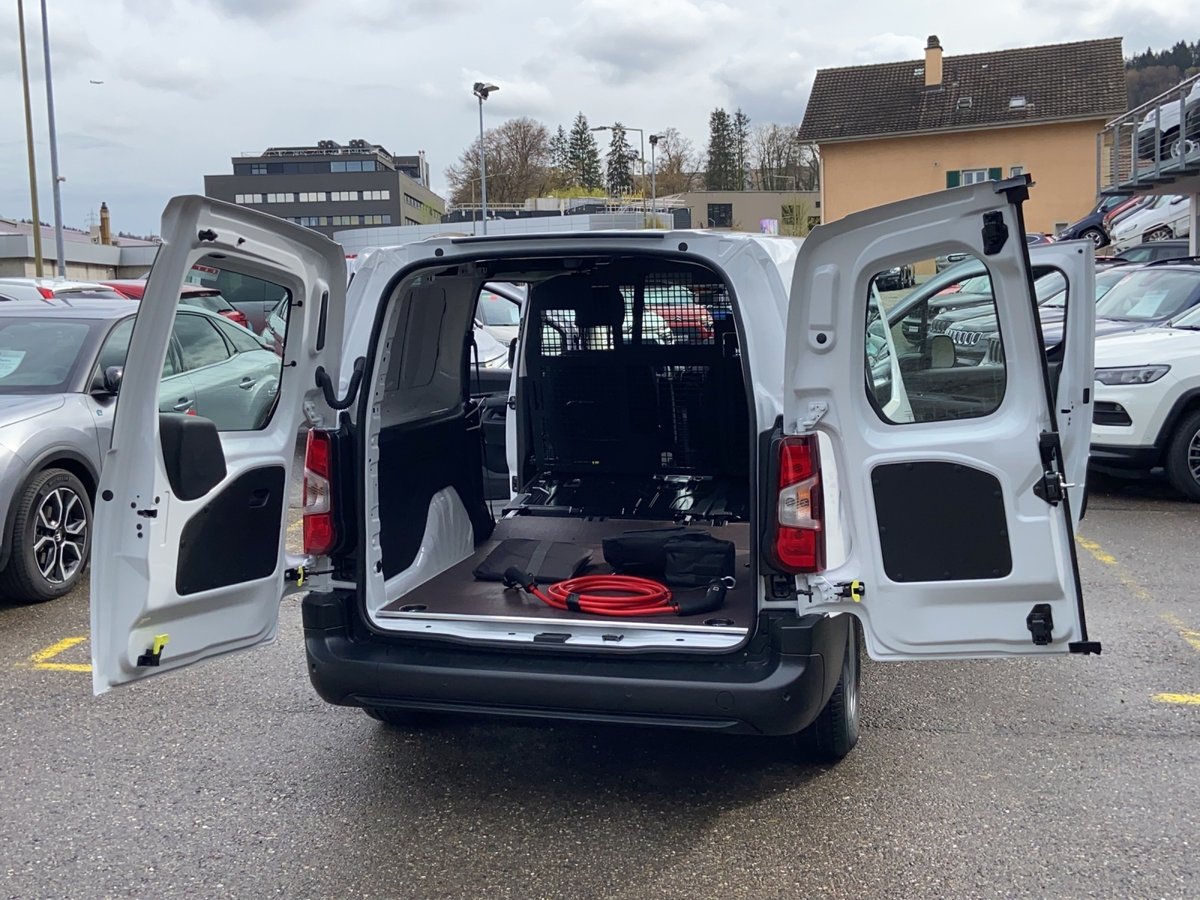 CITROEN e-Berlingo XL vertieft 50kWh Swiss Edition