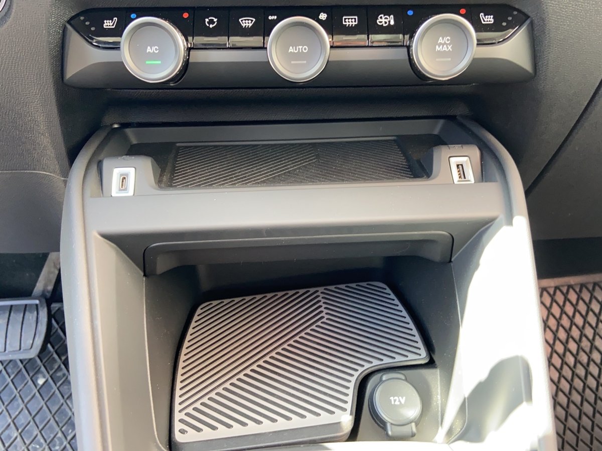 CITROEN e-C4 Swiss Edition