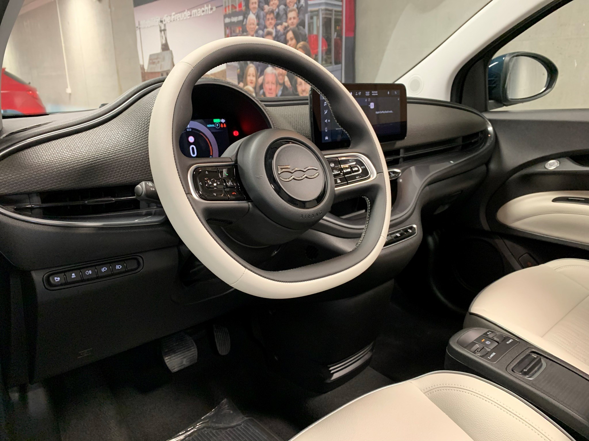 FIAT 500 electric Cabrio La Prima