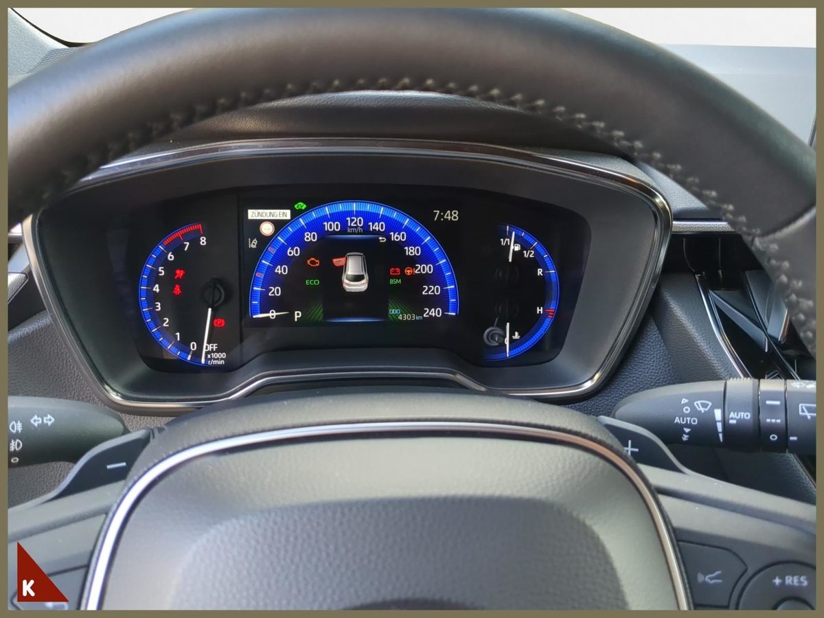 TOYOTA Corolla Touring Sports 2.0 HSD Trend
