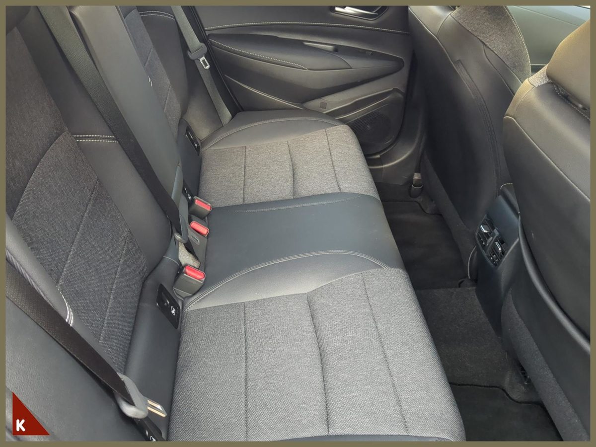 TOYOTA Corolla Touring Sports 2.0 HSD Trend