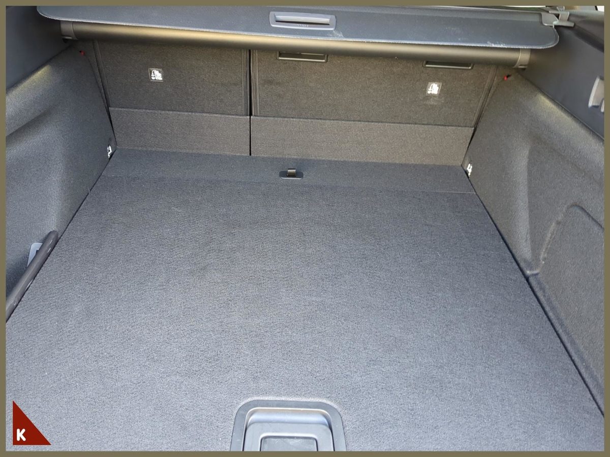 TOYOTA Corolla Touring Sports 2.0 HSD Trend