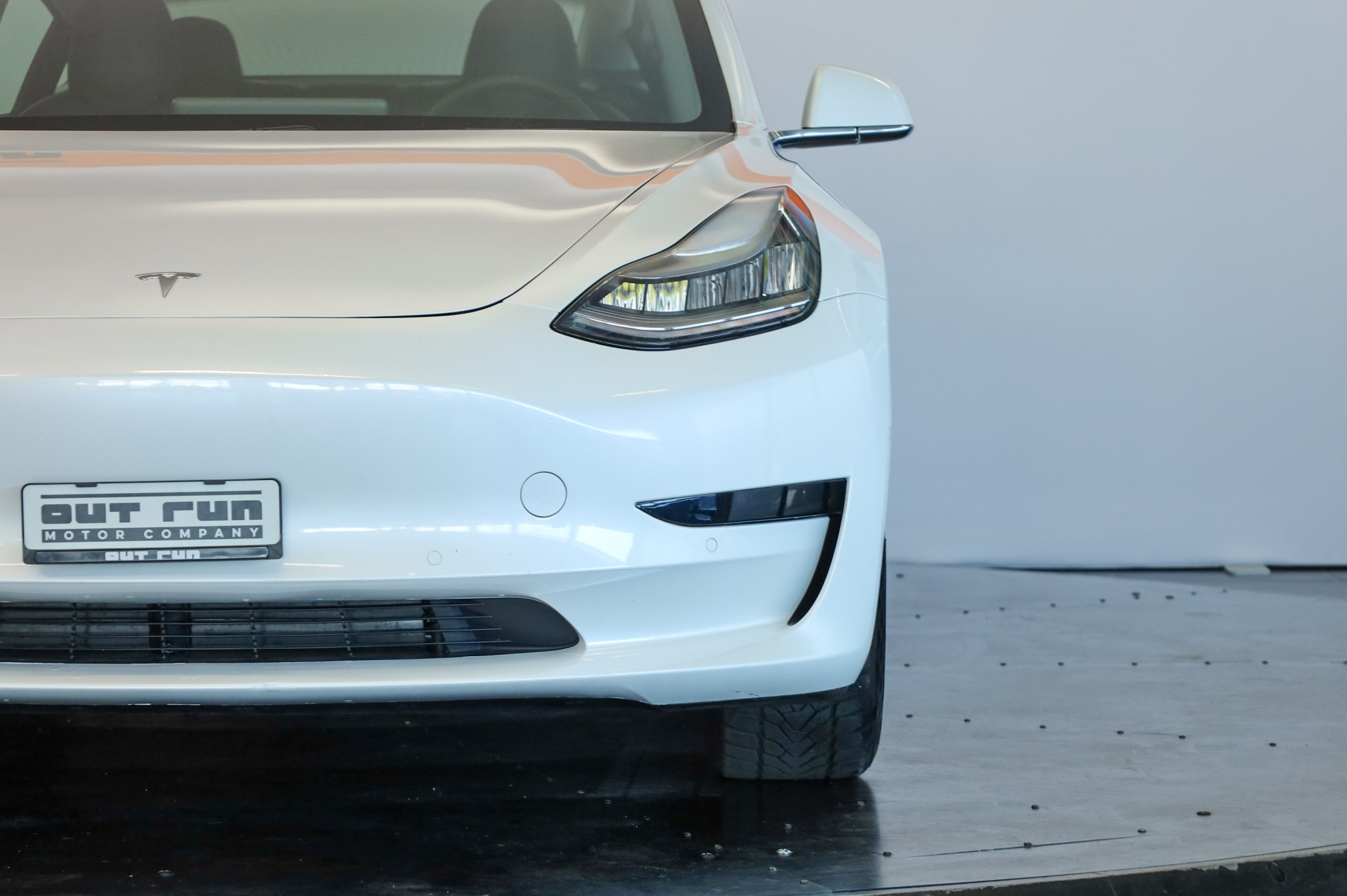 TESLA Model 3 Standard Range Plus