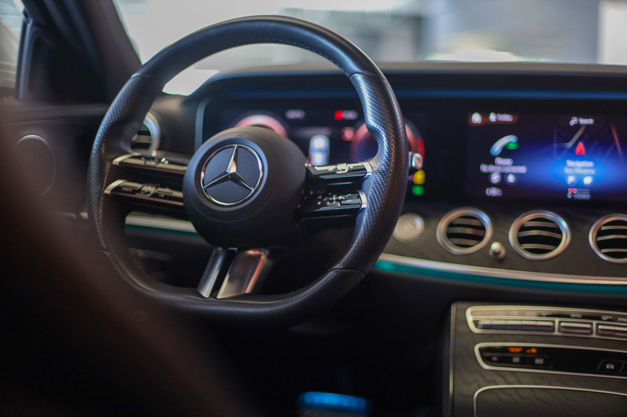 MERCEDES-BENZ E 220 d 4Matic AMG Line 9G-Tronic