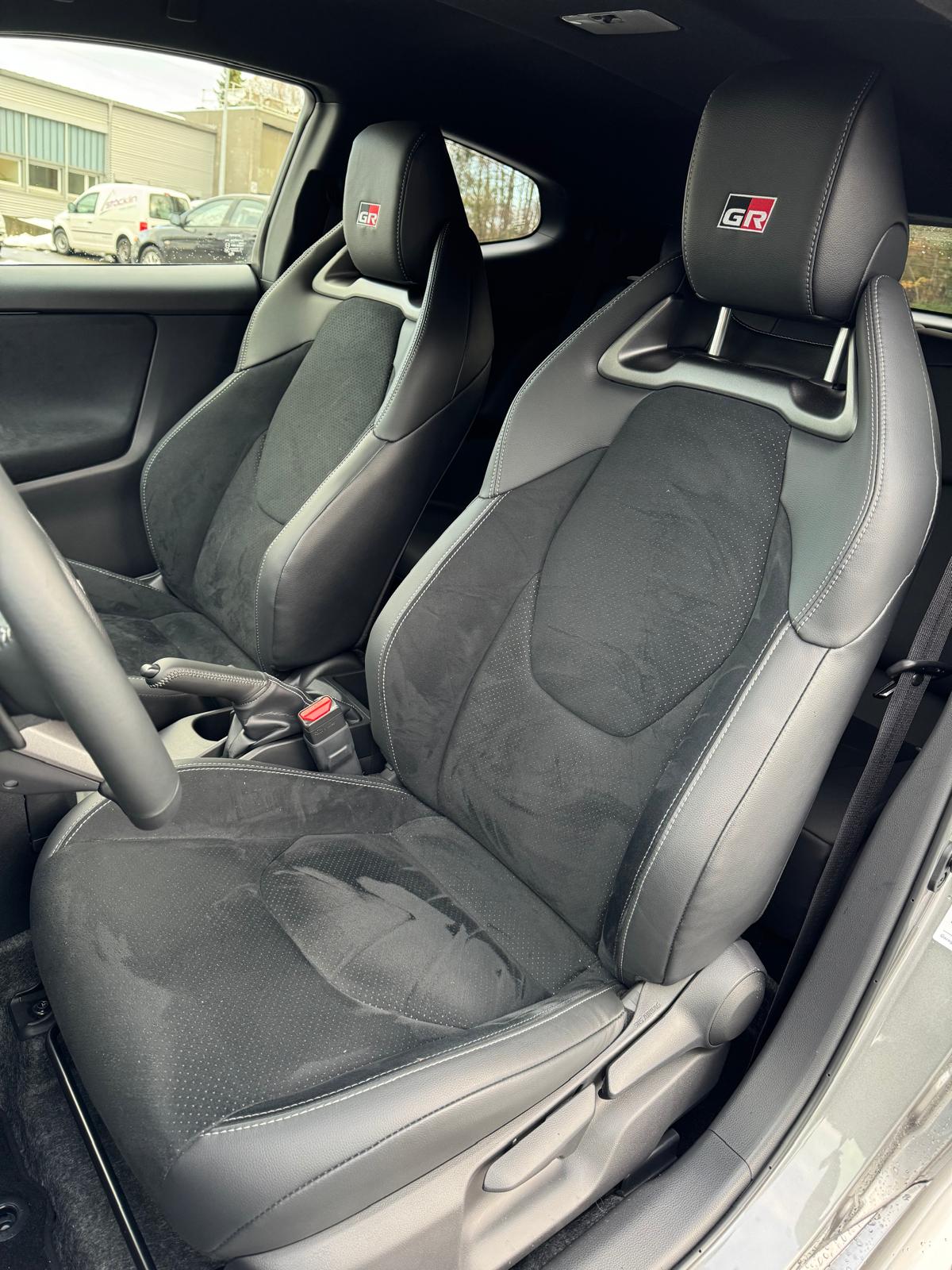 TOYOTA GR Yaris