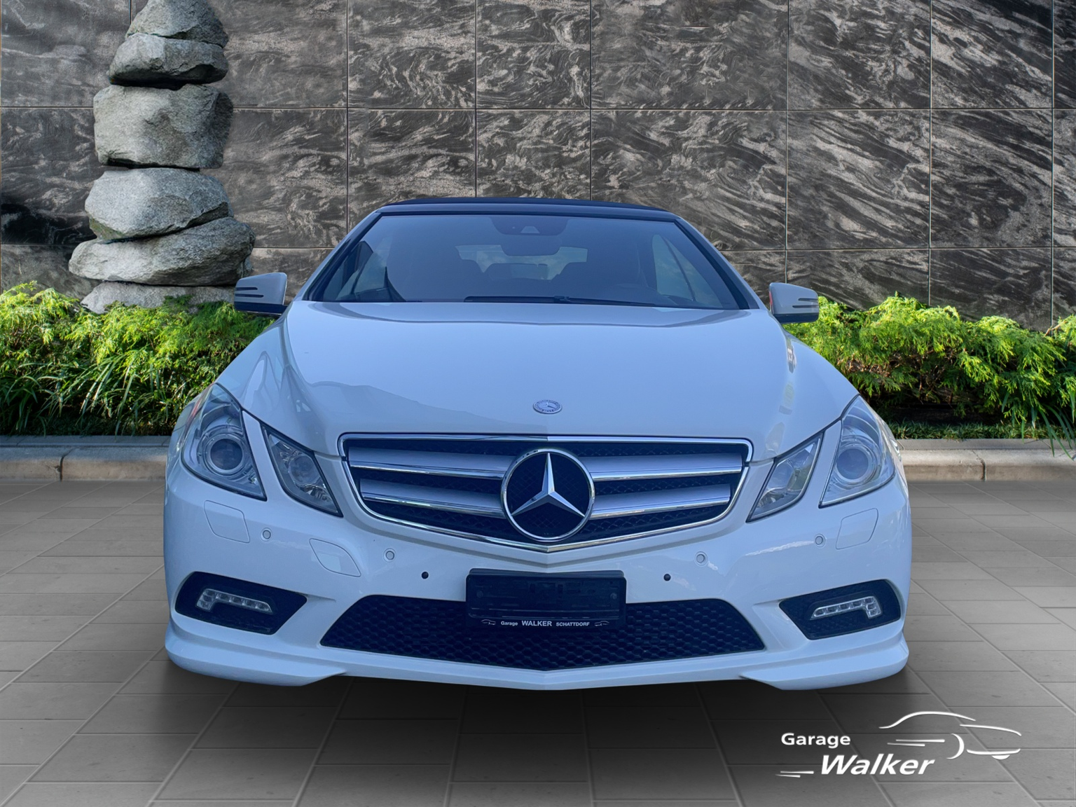 MERCEDES-BENZ E 250