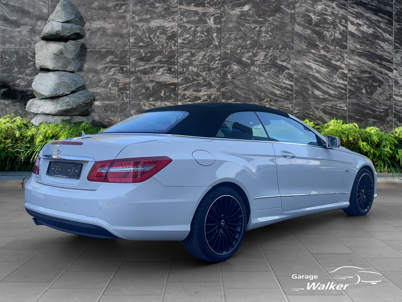 MERCEDES-BENZ E 250