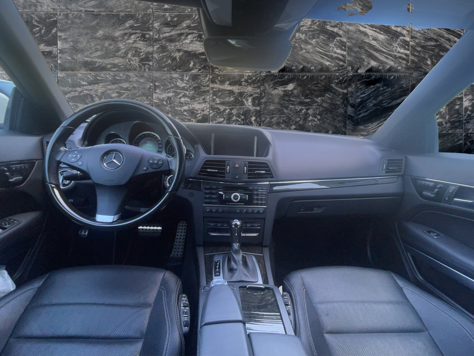 MERCEDES-BENZ E 250