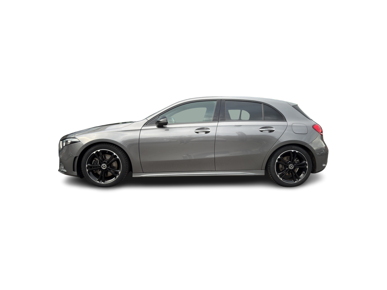 MERCEDES-BENZ A 220 AMG Line