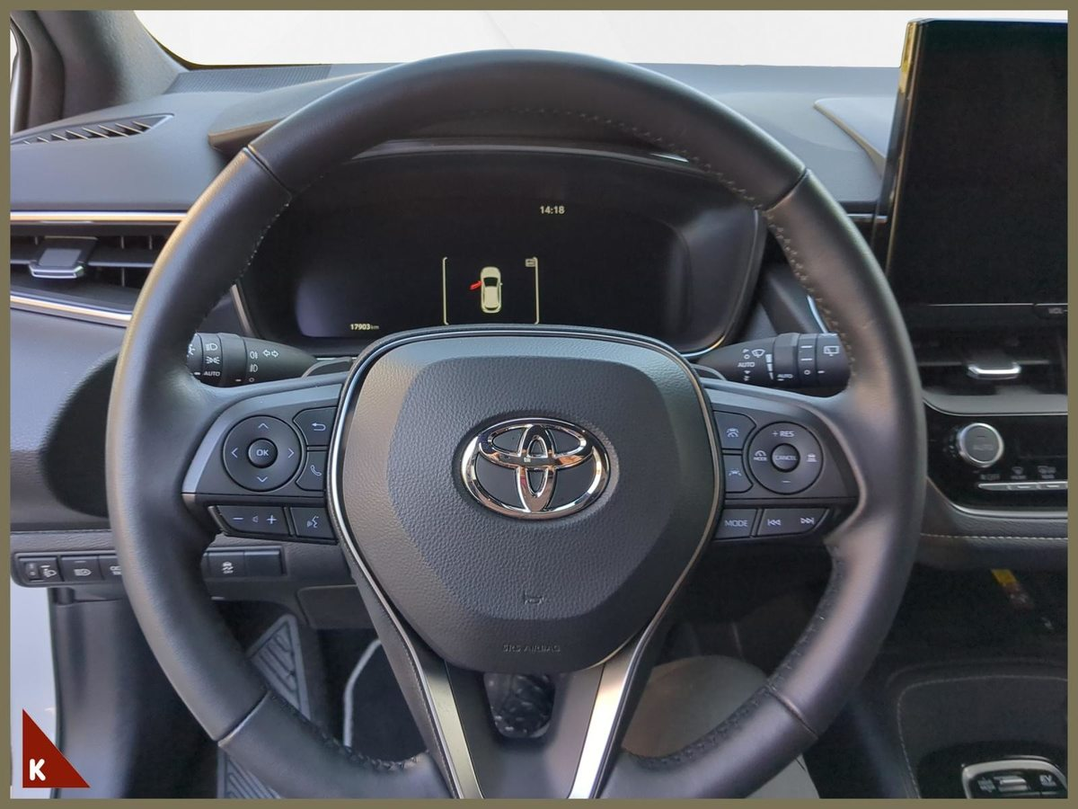 TOYOTA Corolla 2.0 HSD Trend