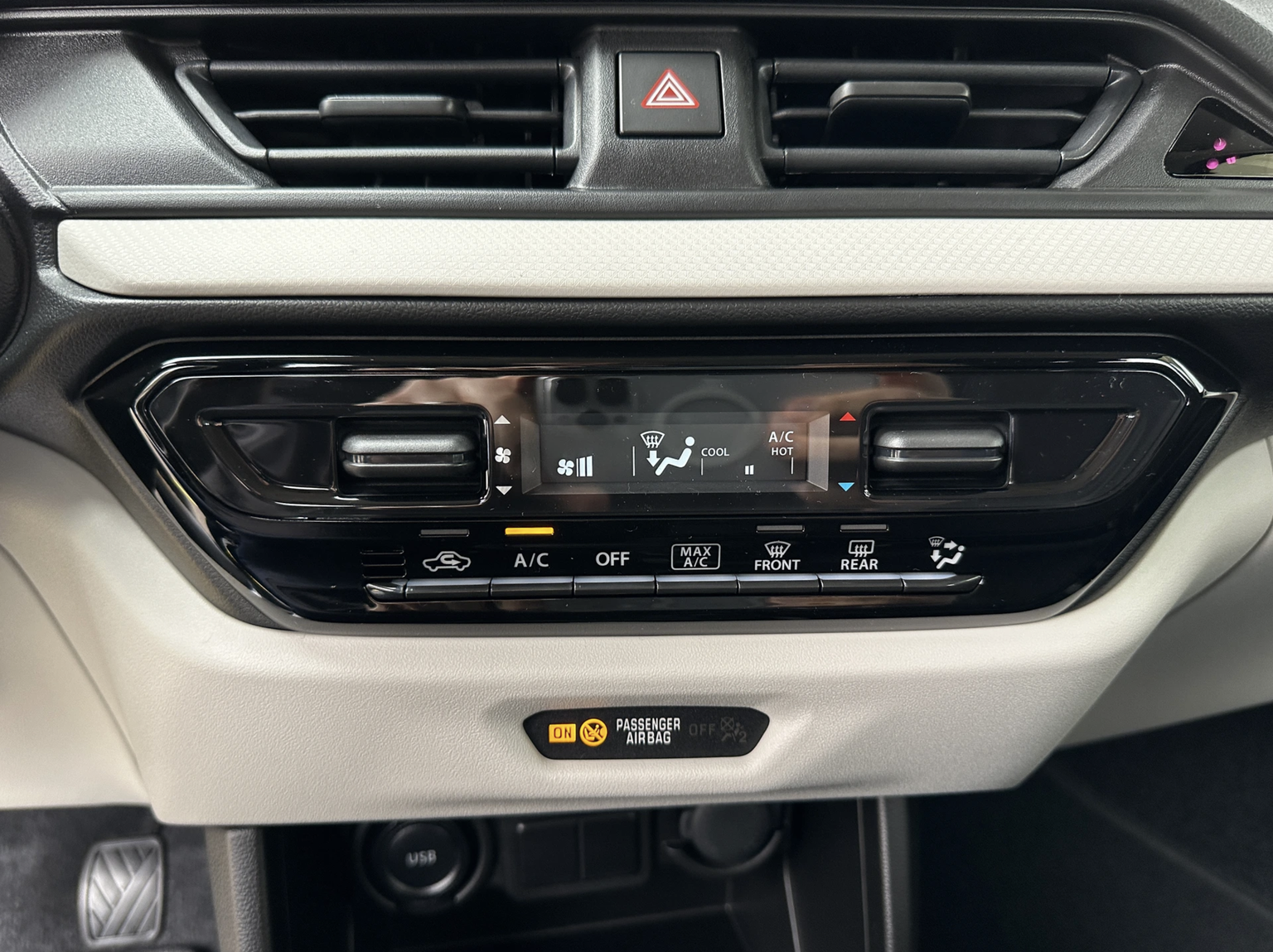 SUZUKI Swift 1.2 Unico Hybrid