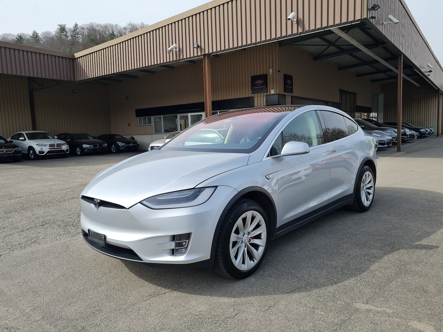 TESLA Model X 90 D Performance