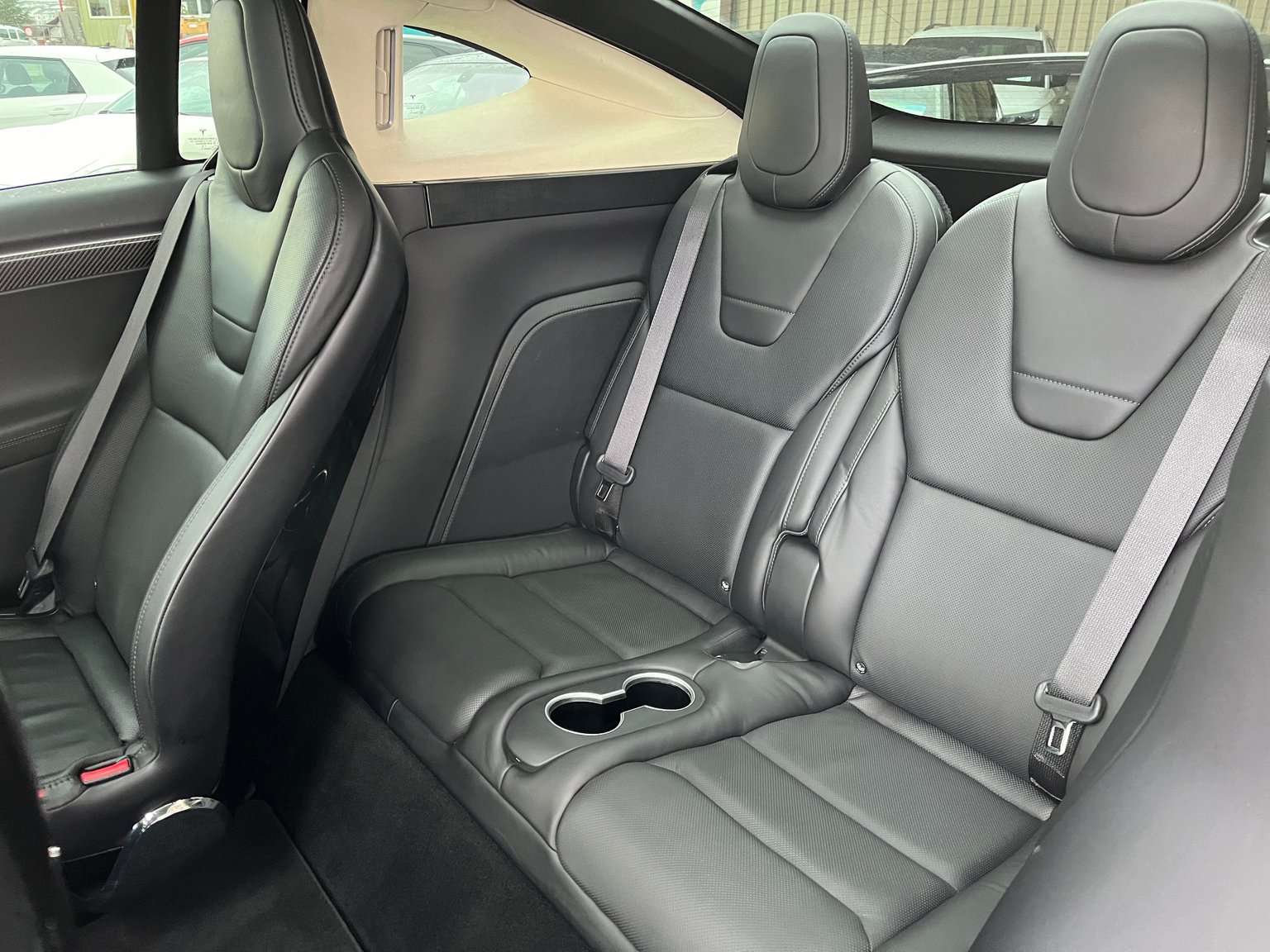 TESLA Model X 90 D Performance