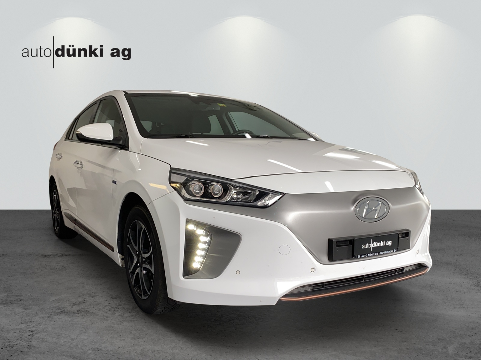 HYUNDAI Ioniq Launch Plus