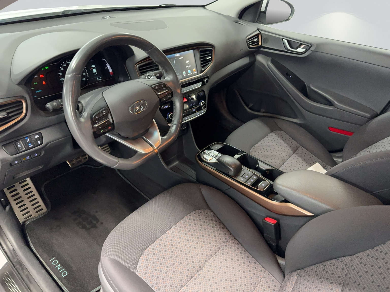 HYUNDAI Ioniq Launch Plus