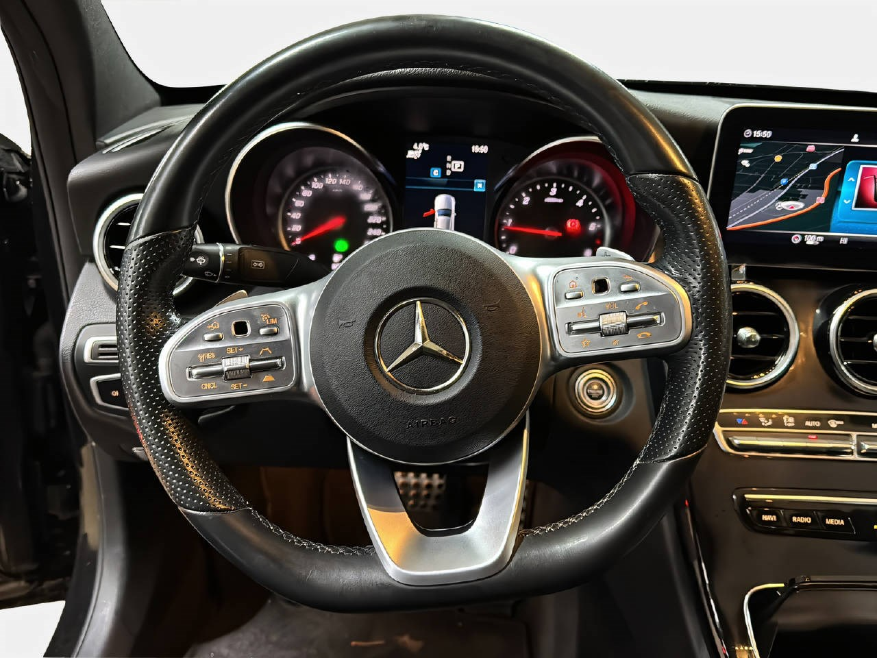 MERCEDES-BENZ C 300 d AMG Line 4matic