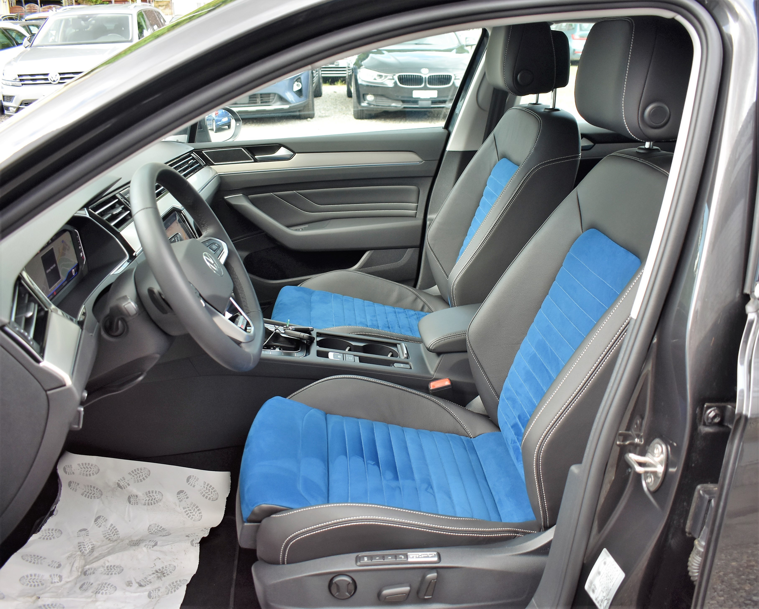VW Passat 2.0 TDI BMT Elegance 4Motion DSG