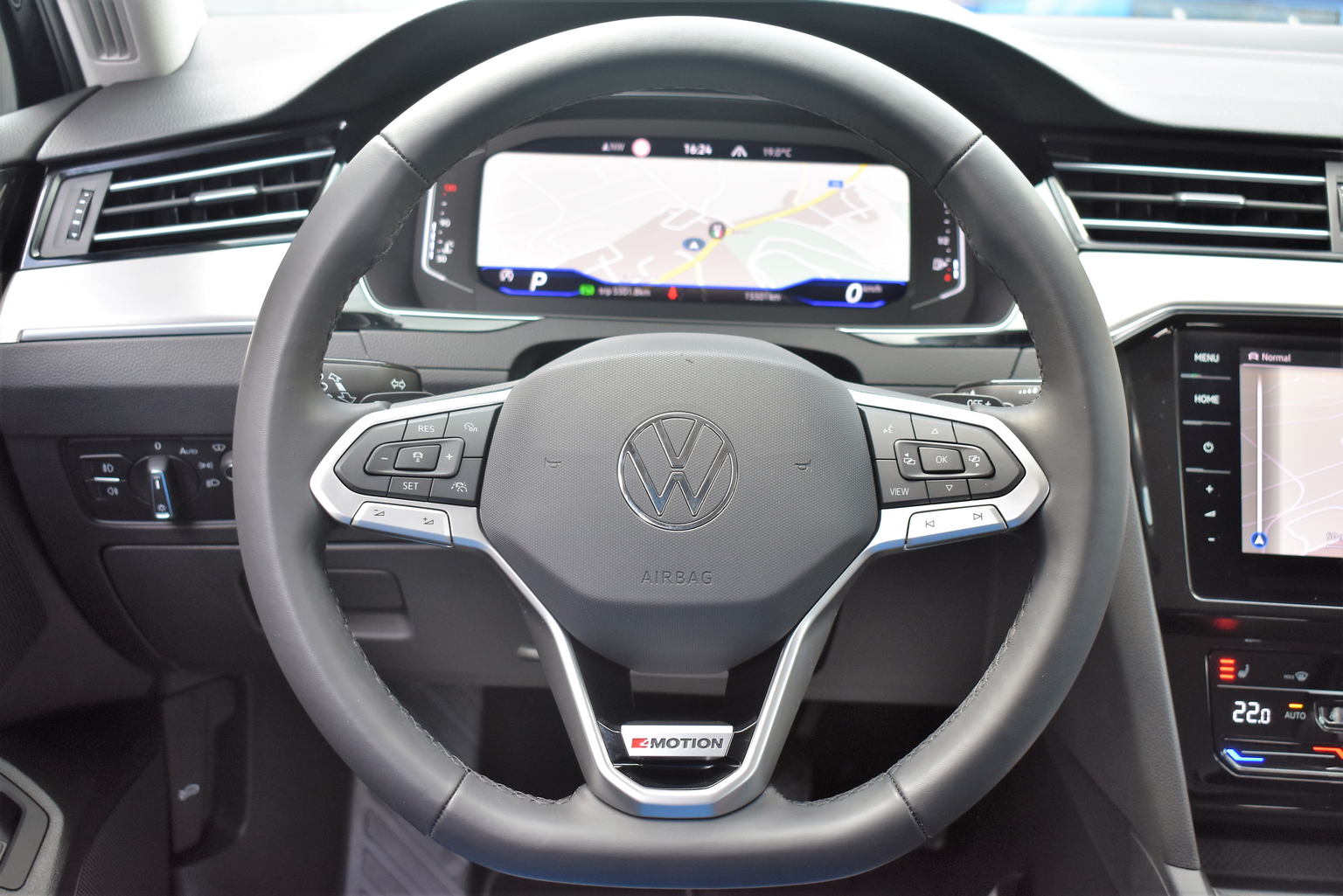 VW Passat 2.0 TDI BMT Elegance 4Motion DSG