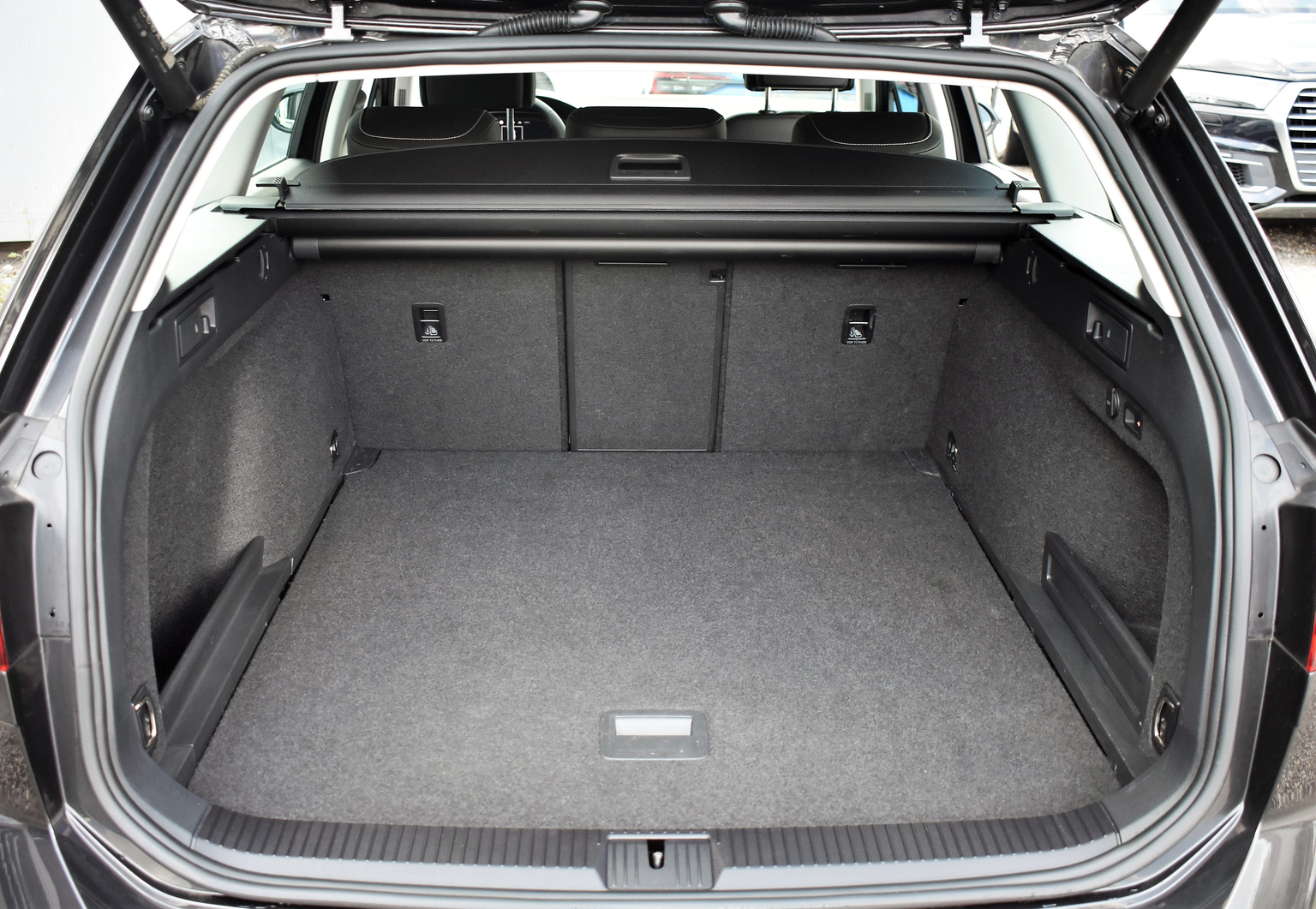VW Passat 2.0 TDI BMT Elegance 4Motion DSG