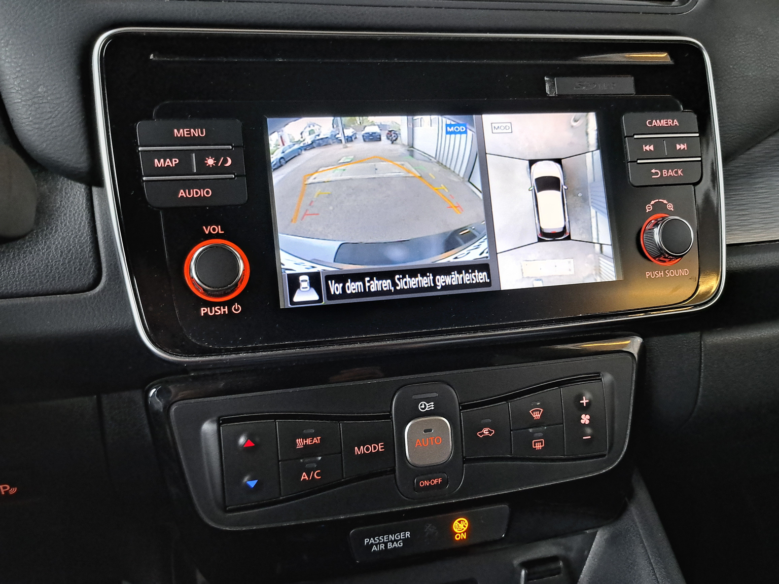 NISSAN Leaf N-Connecta (incl. battery)
