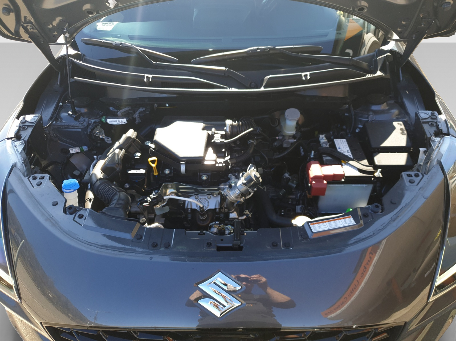 SUZUKI Swift 1.2 Compact+ Hybrid 4x4