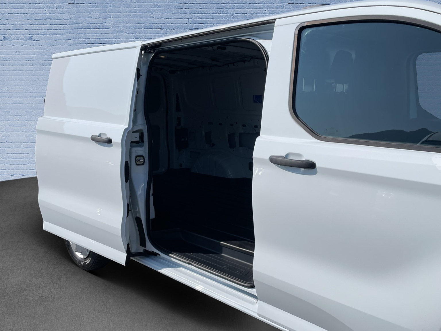 FORD Transit Custom Van 320 L2 2.0 EcoBlue 136 Trend
