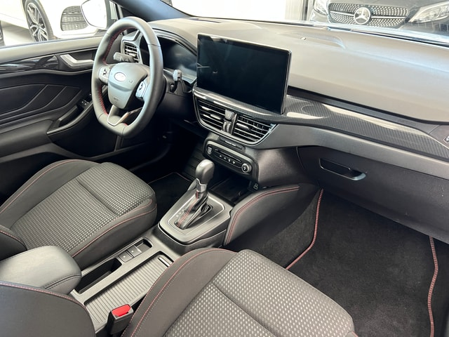 FORD Focus 1.0 MHEV ST-Line Automat (Limousine)