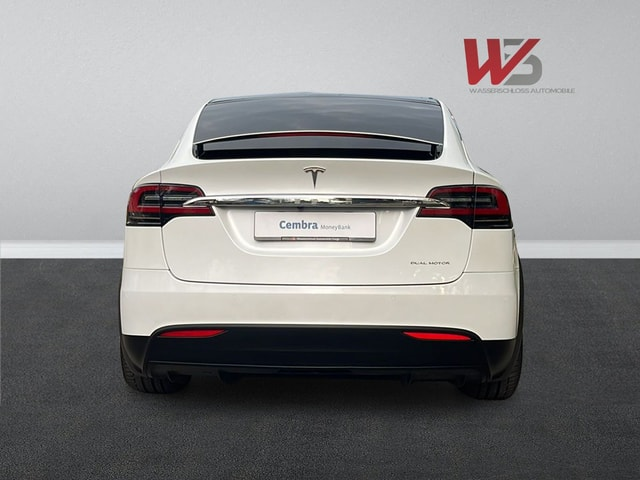 TESLA Model X Maximale-Reichweite (SUV / Geländewagen)