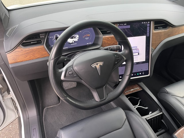 TESLA Model X Maximale-Reichweite (SUV / Geländewagen)