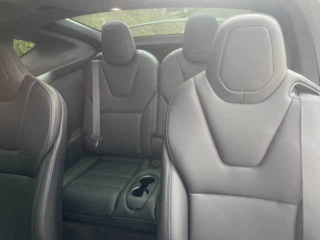 TESLA Model X Maximale-Reichweite (SUV / Geländewagen)
