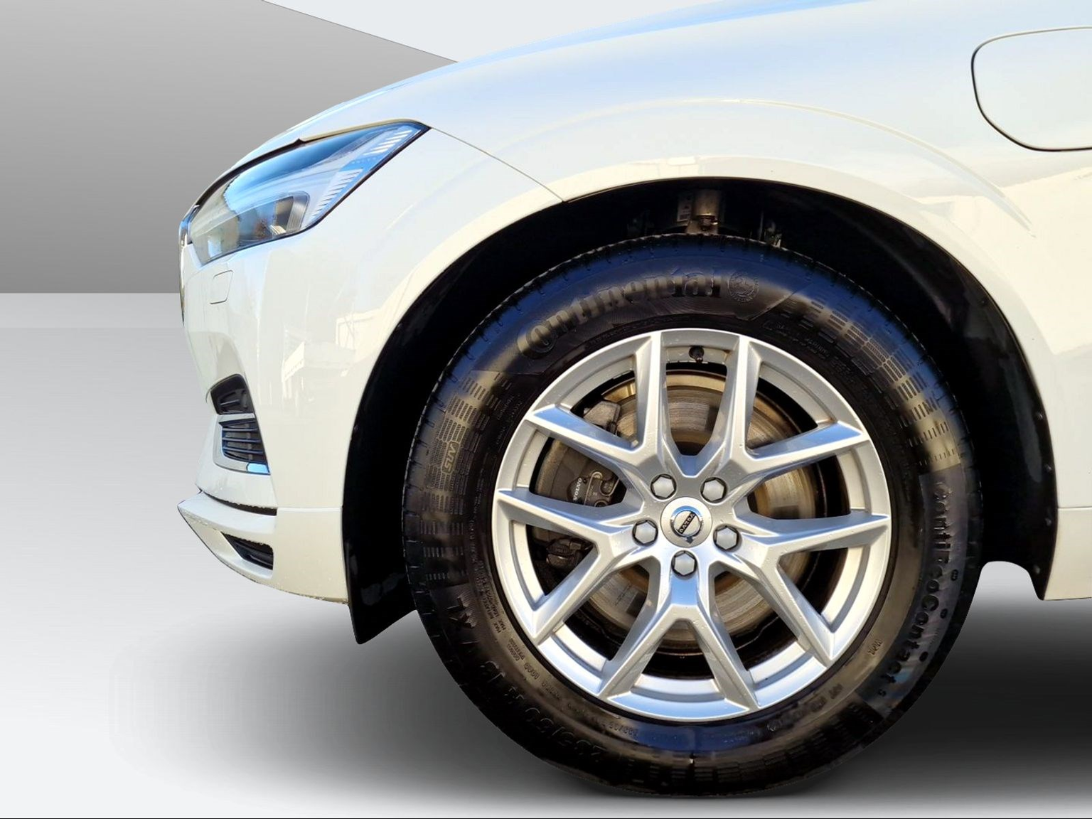 VOLVO XC60 2.0 T8 TE Momentum eAWD