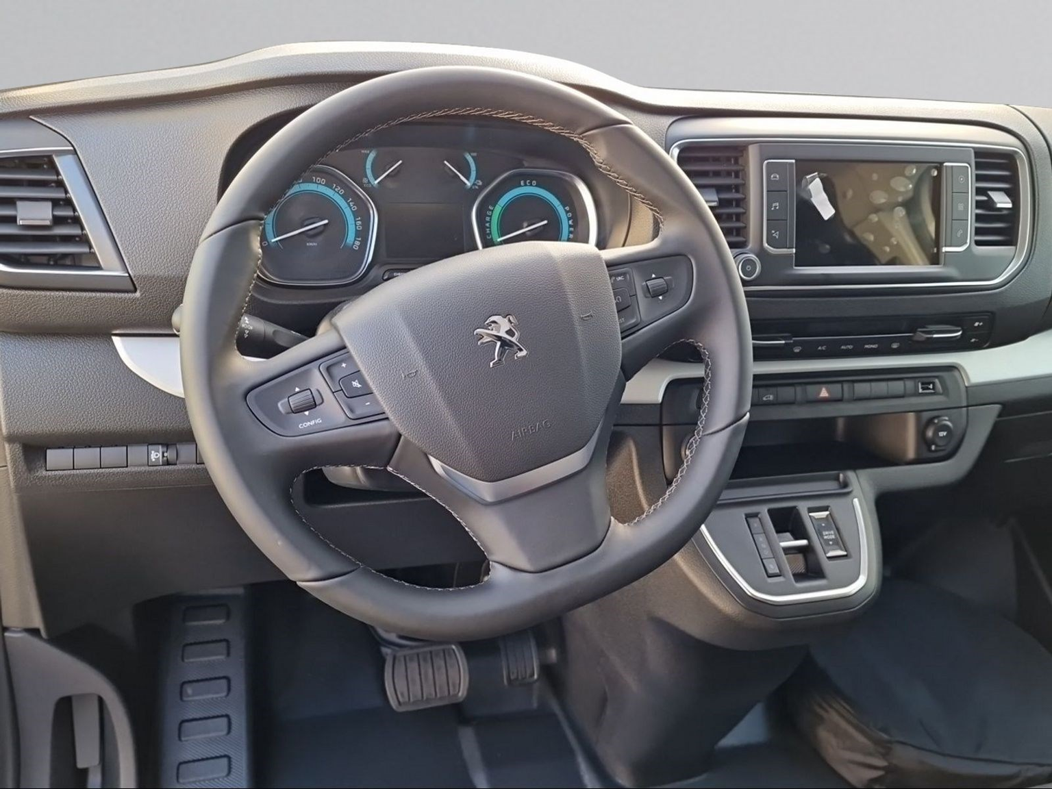 PEUGEOT e-Expert Kaw. Standard 75 kWh