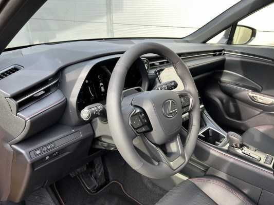 LEXUS LBX AWD Emotion CVT