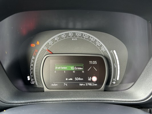 TOYOTA Aygo X 1.0 VVT-i Cmf Cmf