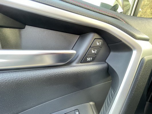 TOYOTA RAV-4 2.5PHEV Platinum4WD