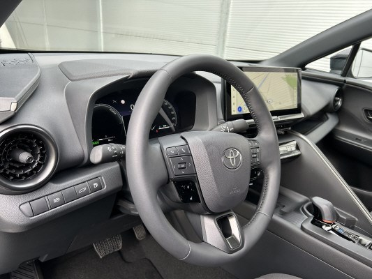 TOYOTA C-HR 2.0 HSD CVTTrend 4WD