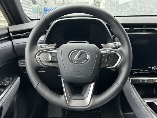 LEXUS LBX AWD Cool CVT Cool
